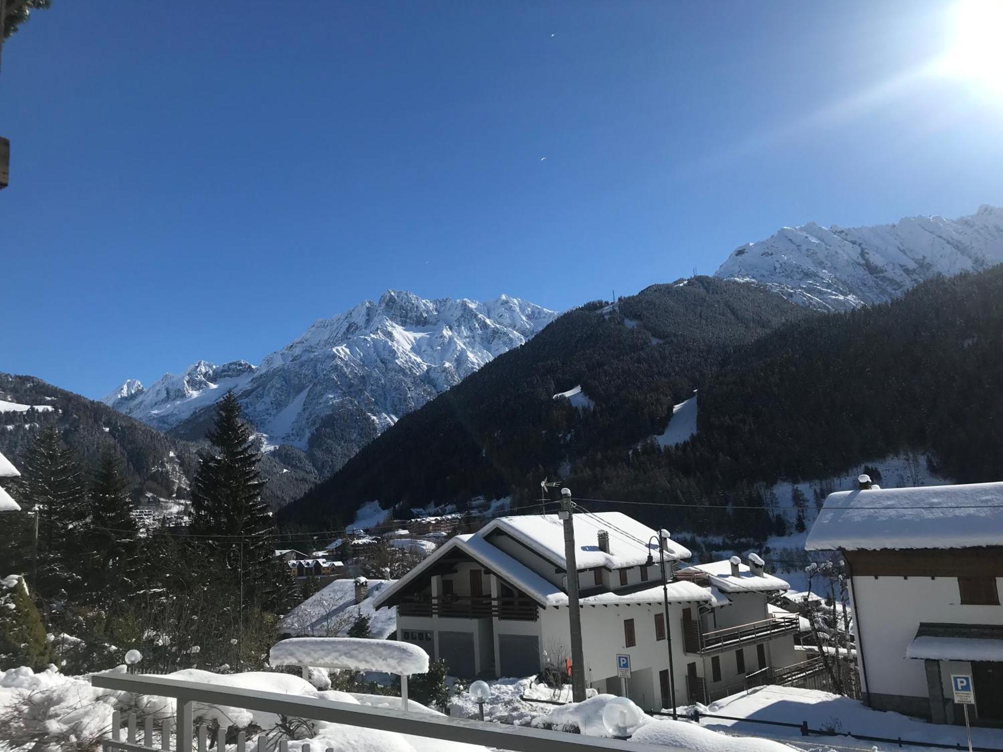 Hotel Garni Sorriso Ponte Di Legno Kültér fotó